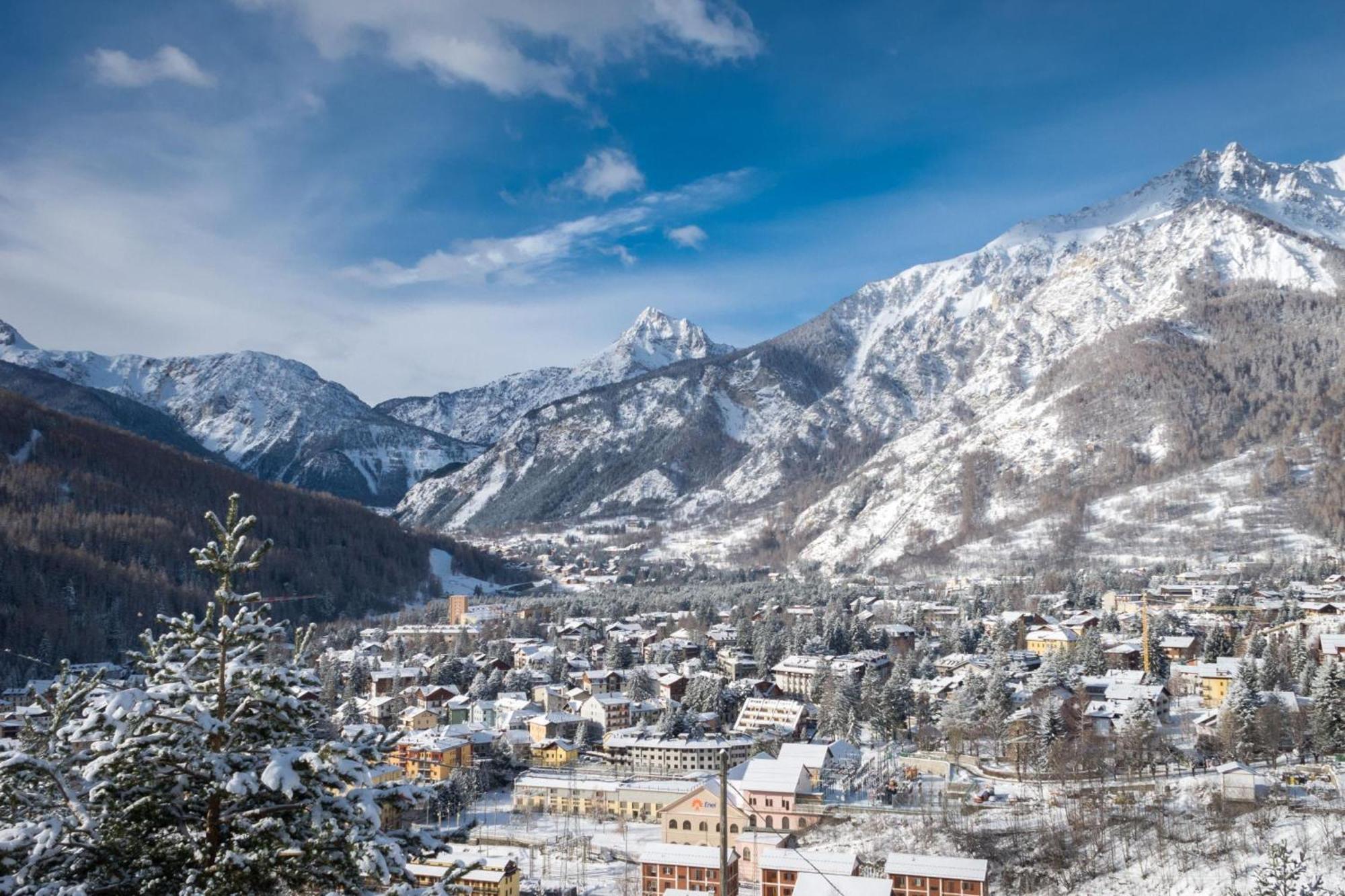 L' Aquila Campo Smith On The Ski Slopes - Happy Rentals Bardonecchia Exterior photo